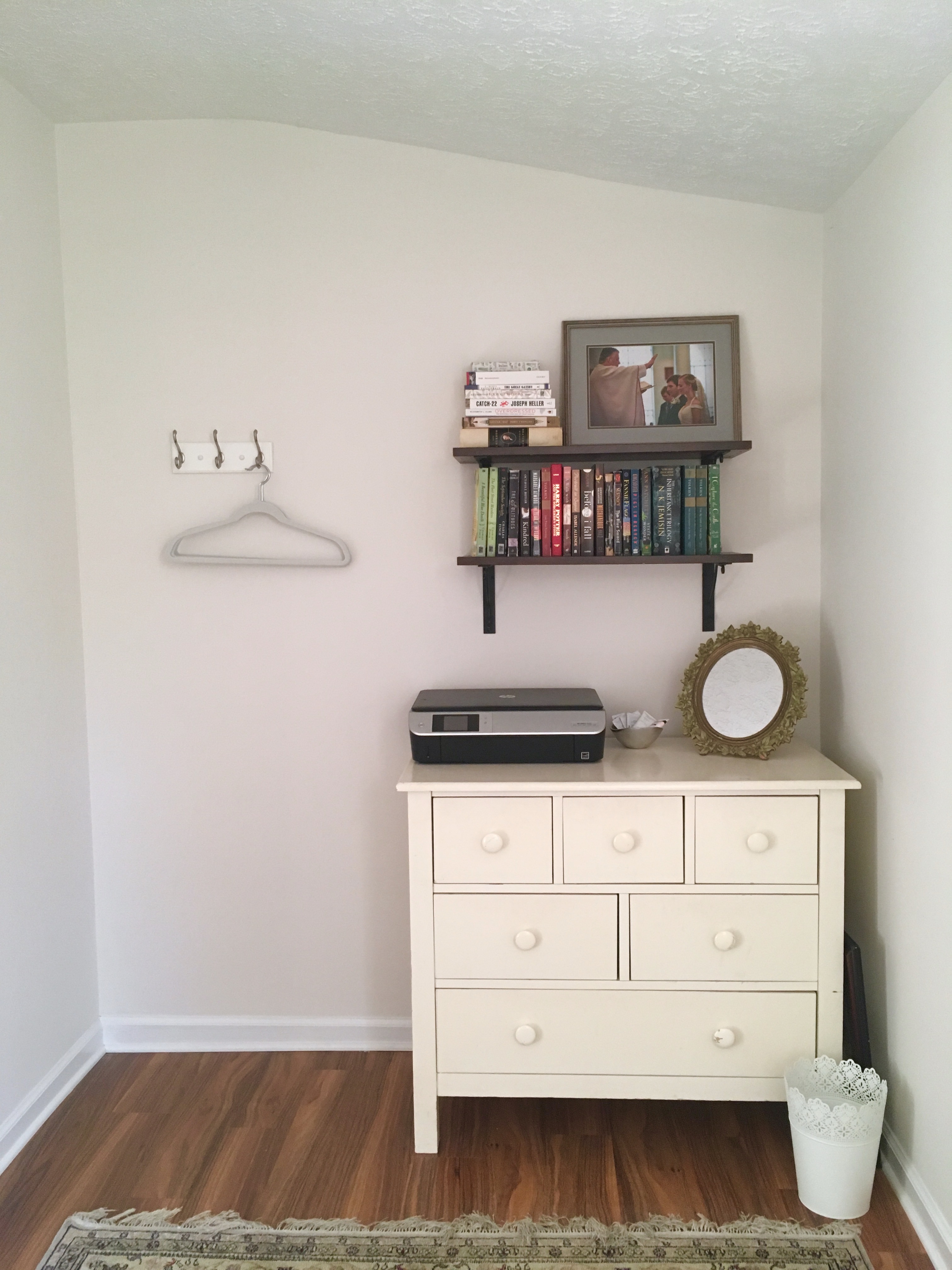 KatharineSchellman.com - tiny apartment guest room